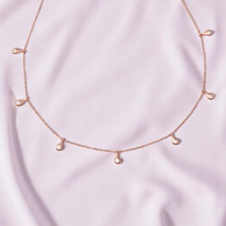 7 Diamond Teardrop Chain Necklace