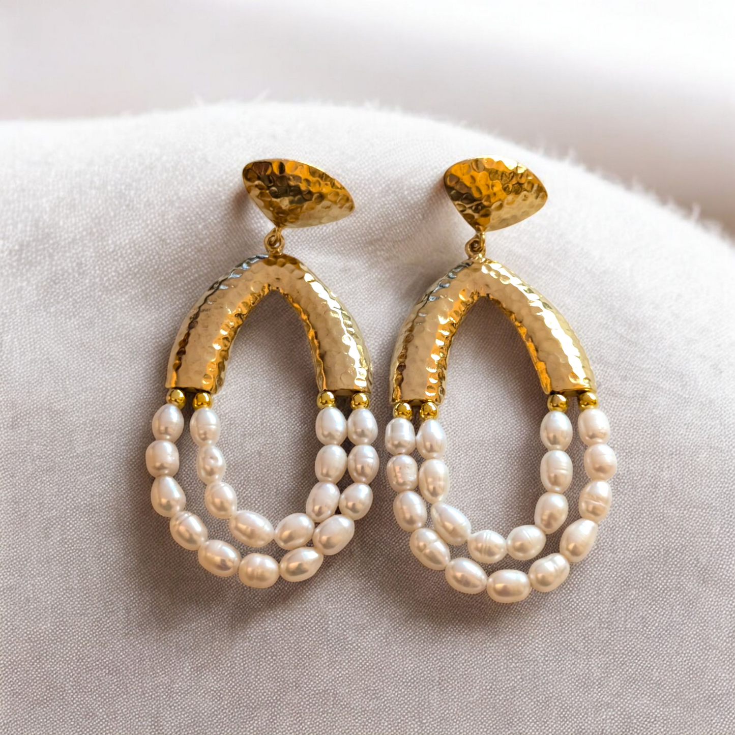 pearl chandelier earrings 18K gold-plated hammered teardrop earing