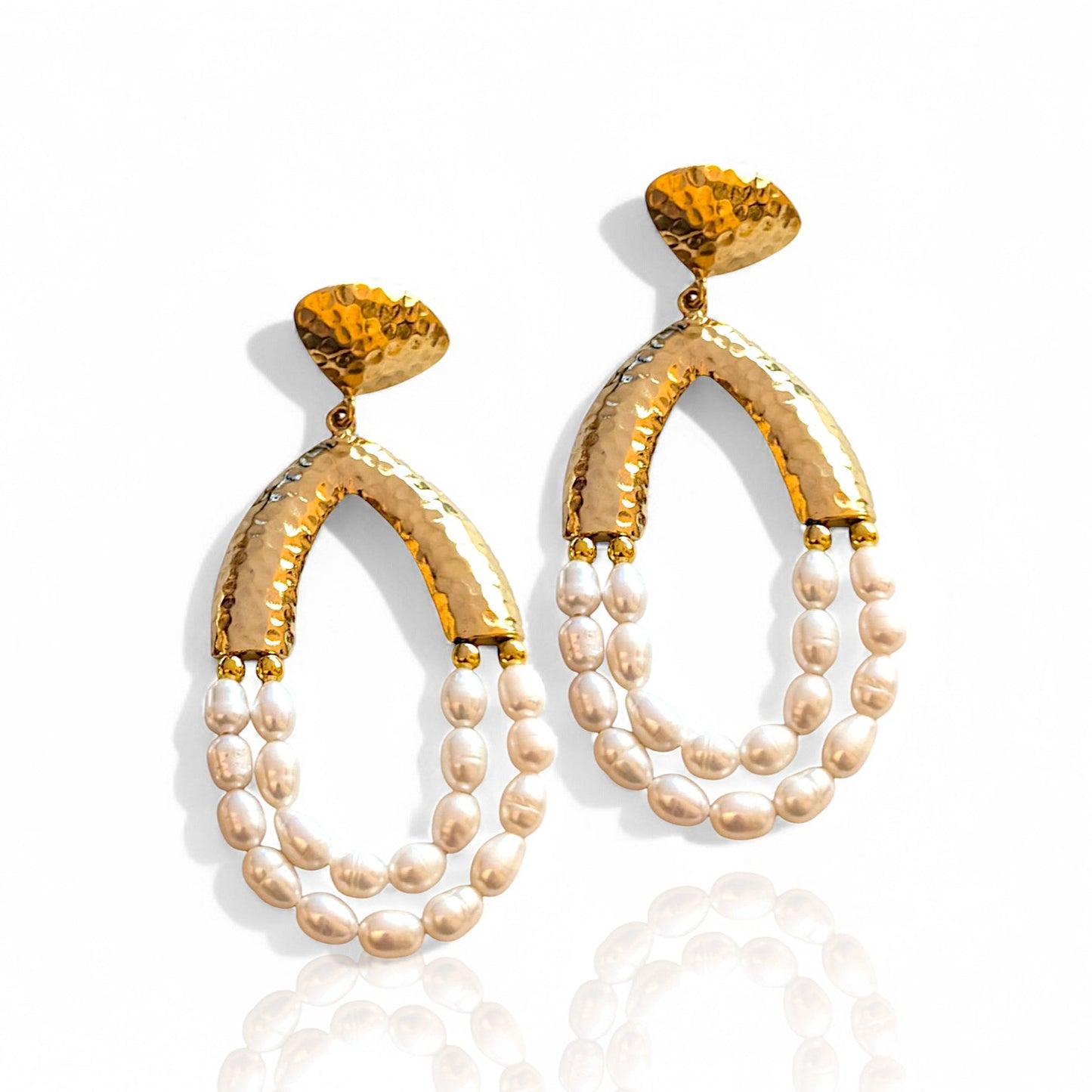 18K gold-plated hammered teardrop pearl chandelier earrings
