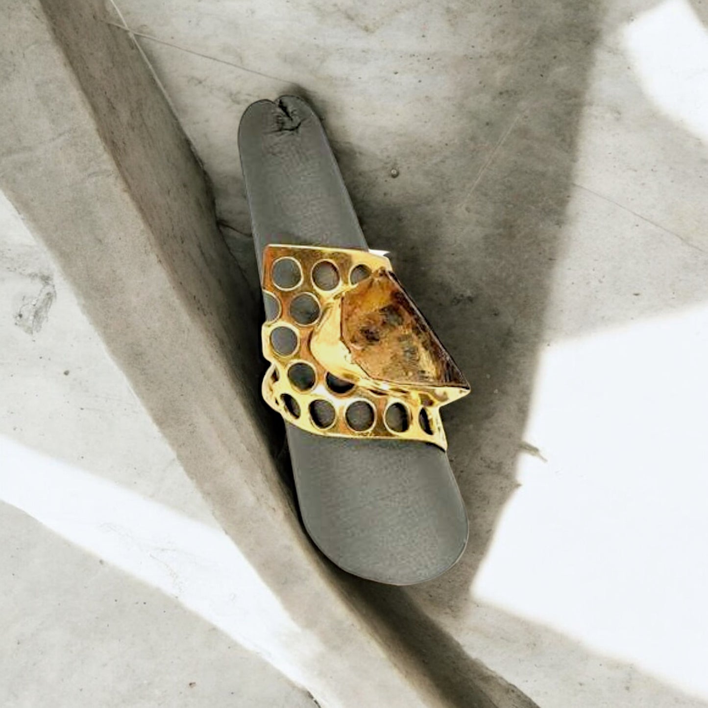 Adjustable 18K gold-plated citrine ring with healing gemstone
