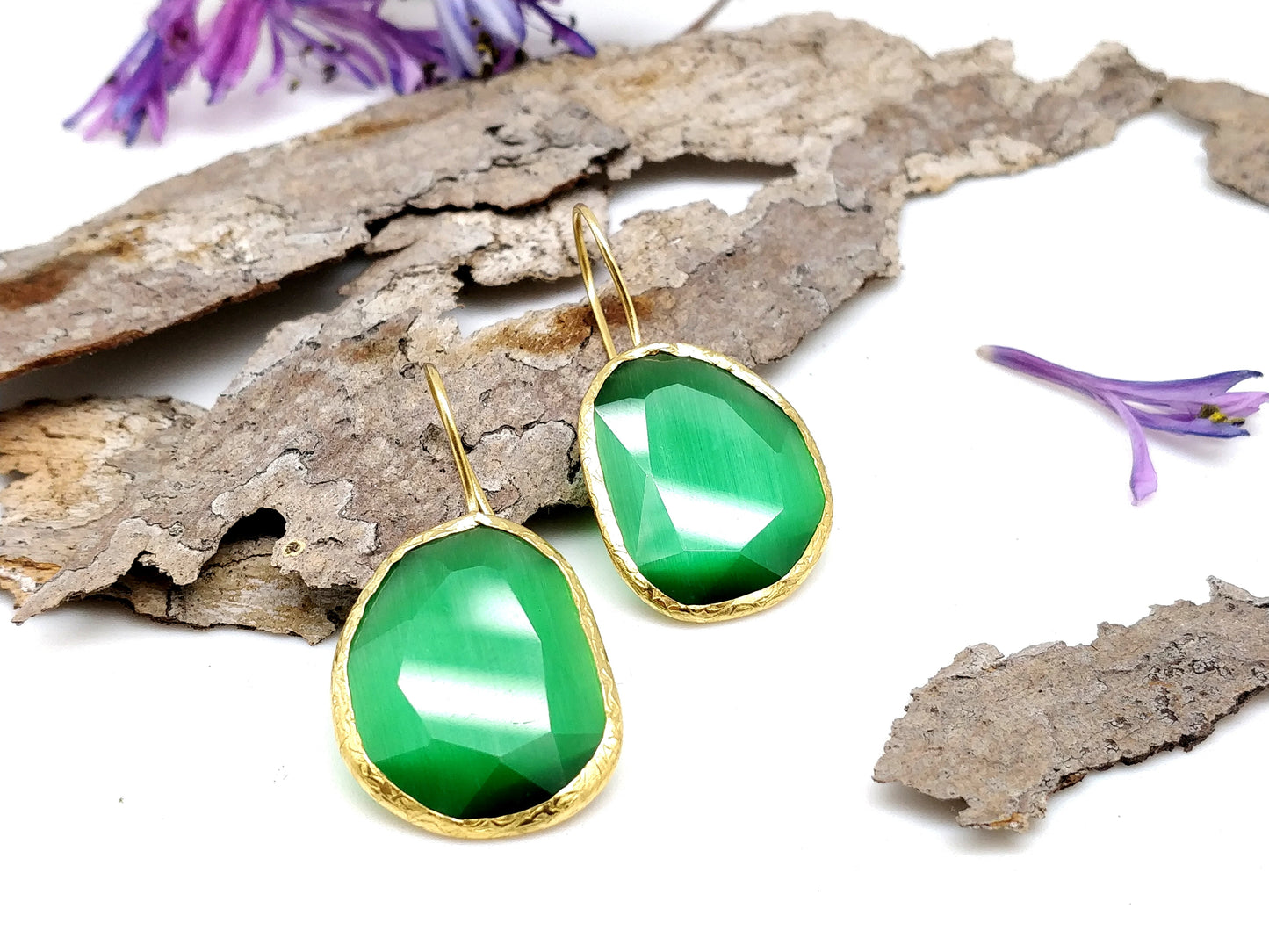 Emerald Cat Eye Earrings