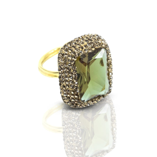 Diaspore Color Changing stone ring